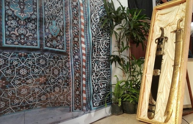 Pedang-Nabi-Al-Mathur-dan-pedang-Zulfikar-640×413 | Cyber Dakwah